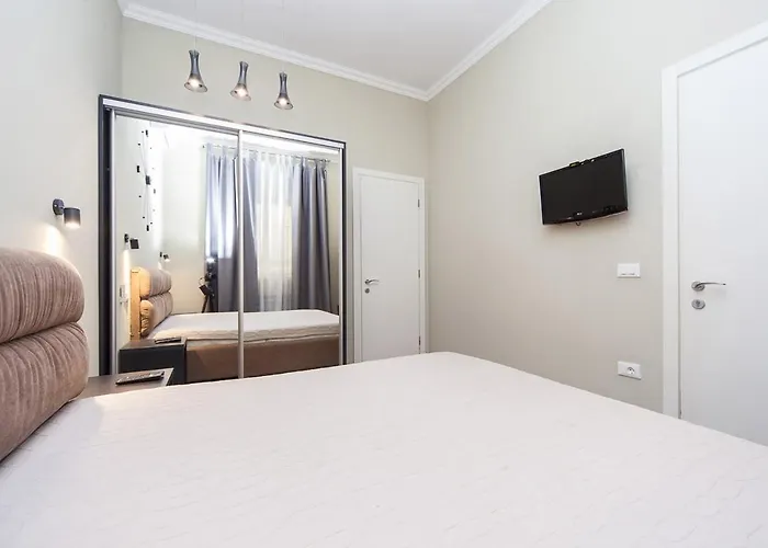 Goodrest On Deribasovskaya Odesa